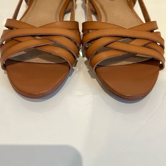 Torrid Faux Leather Open Toe Slip On Flats Shoes Size 8W - Picture 10 of 11